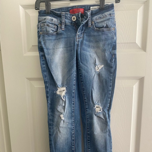 Distressed size 24 Guess jeans - Picture 6 of 7